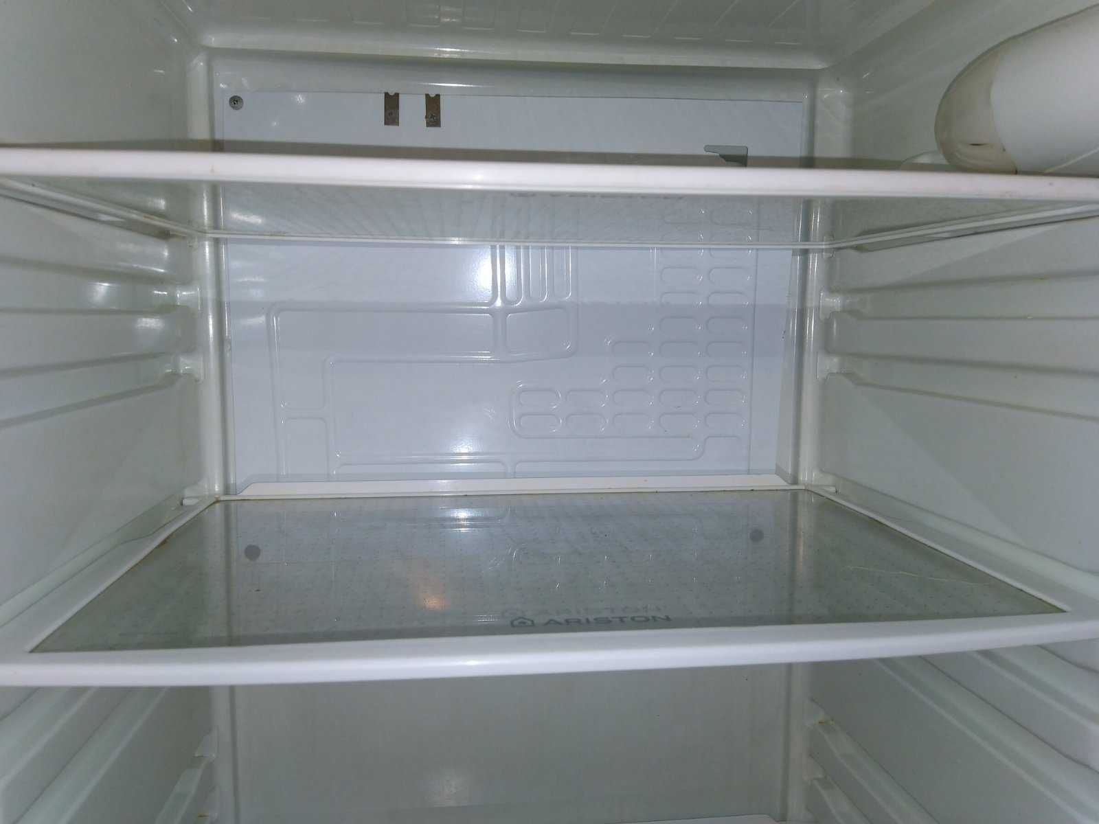 Холодильник ARISTON модель MB2185NF.019