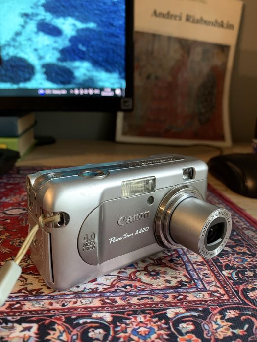 Продам фотоаппарат Canon powershot a420
