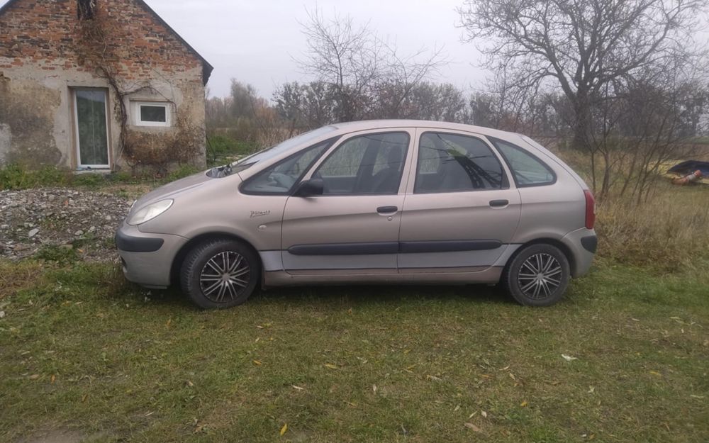 Citroen Xsara Picasso  Gaz