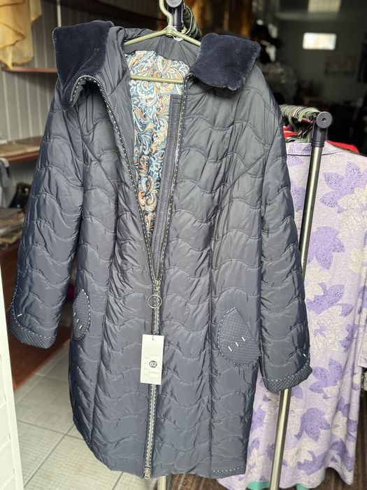 Жіноче зимове пальто із хутром