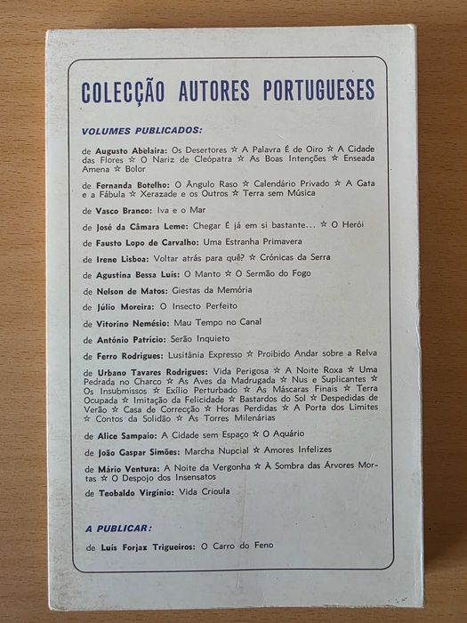 Livro "As Torres Milenares" de Urbano Tavares Rodrigues