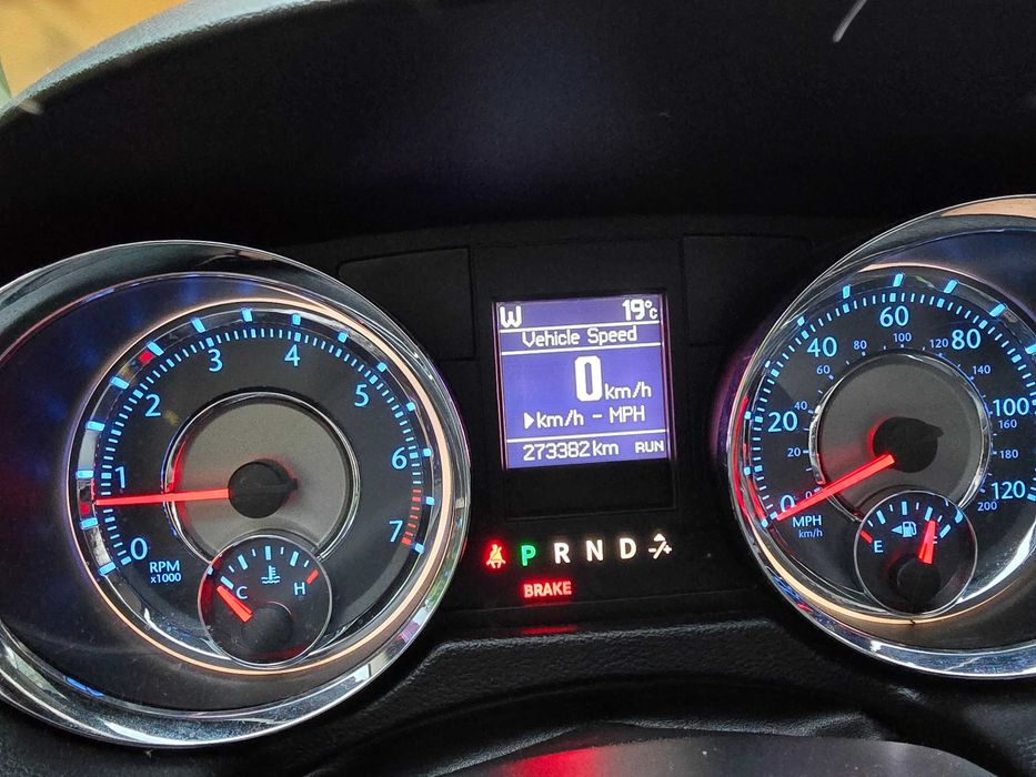 Chrysler Town & Country V6 3.6 Limited