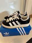Adidas Campus 00s oryginalne 42 czarne zamszowe