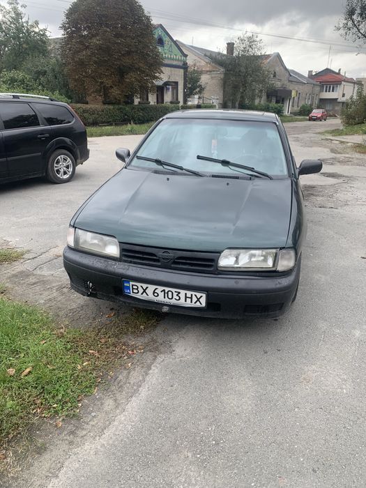 Ніссан прімера 1993 року