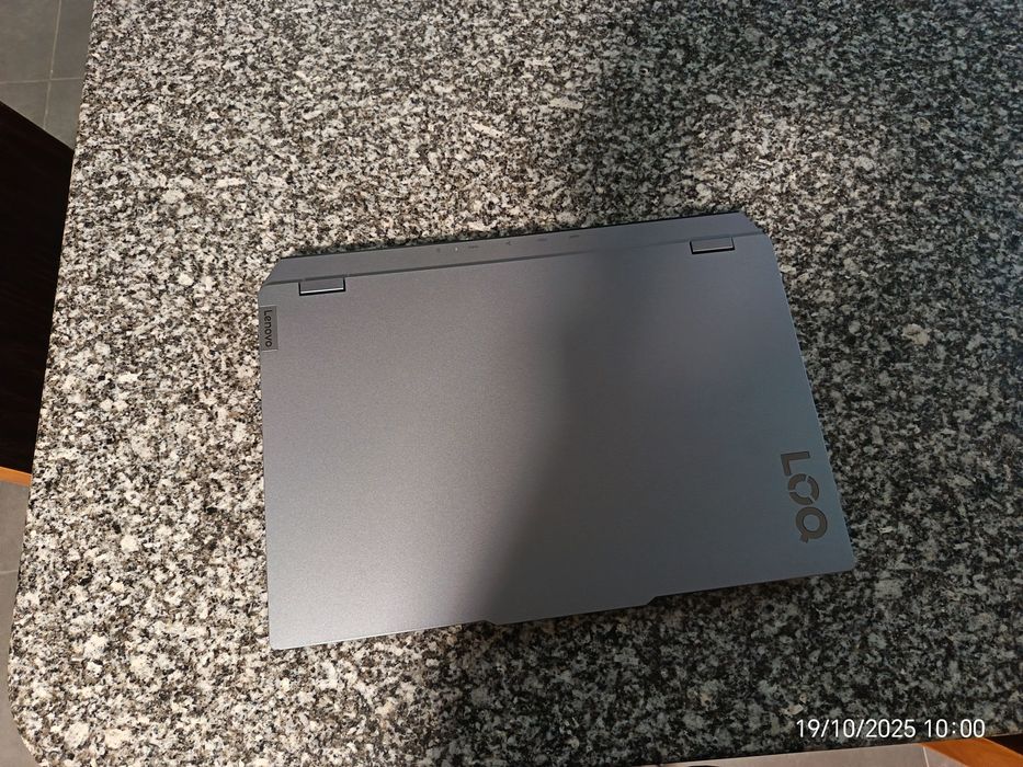 Portátil Lenovo LOQ Gaming