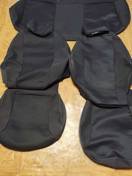 Автомобильны чехлы Opel Astra