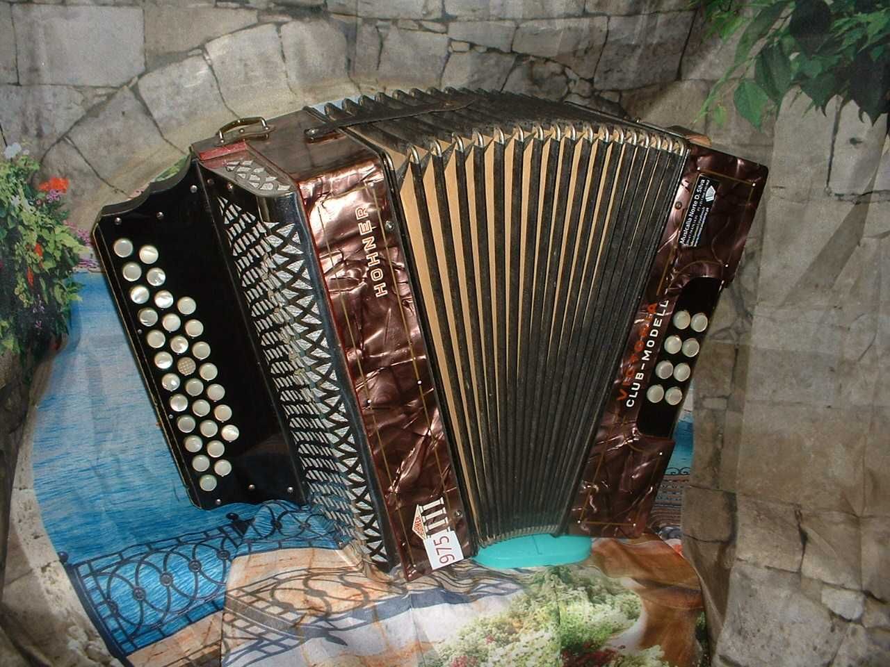 Concertina Avenda N . 975