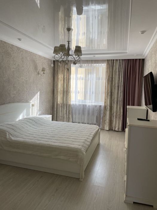 Продаж квартири з євроремонтом вул. Залізнична