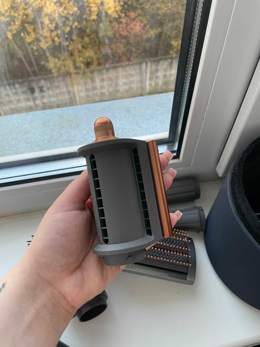 Dyson стайлер, стан ідеальний