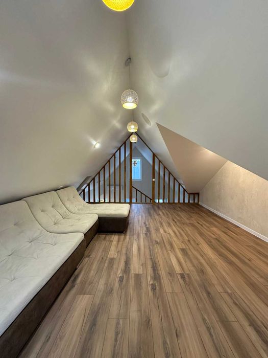 Здається дуплекс| Ріверсайд