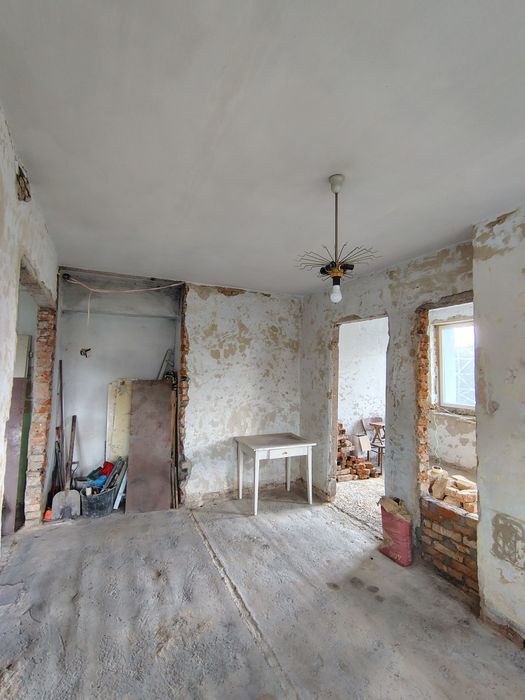 Продається 3-кімнатна квартира площею 55 м² з додатковими перевагами