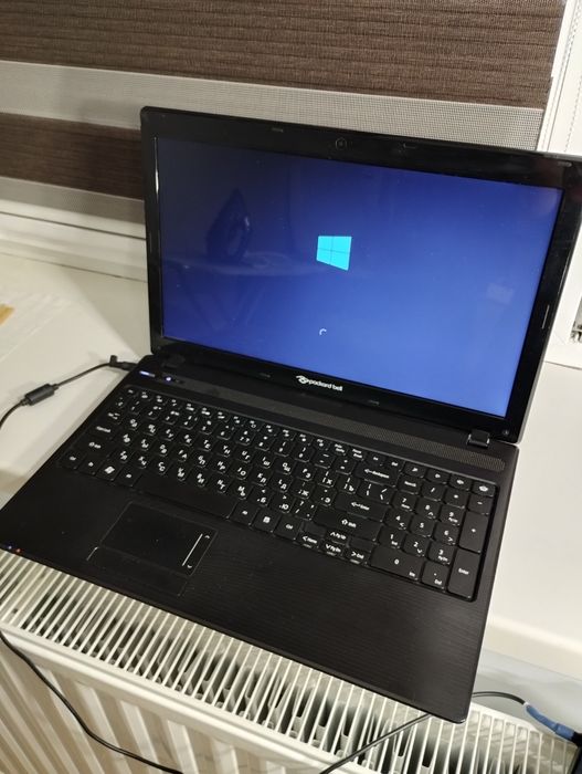 Ноутбук packard bell під ремонт