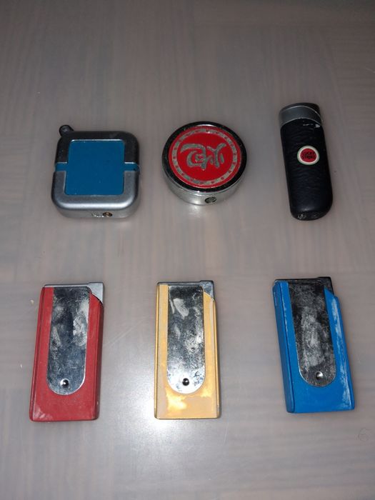 Isqueiros Vintage em Metal Recarregáveis