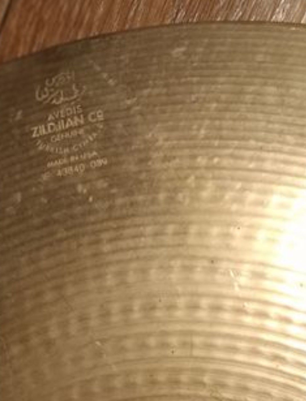Zildjian Avedis Medium Thin Crash 16