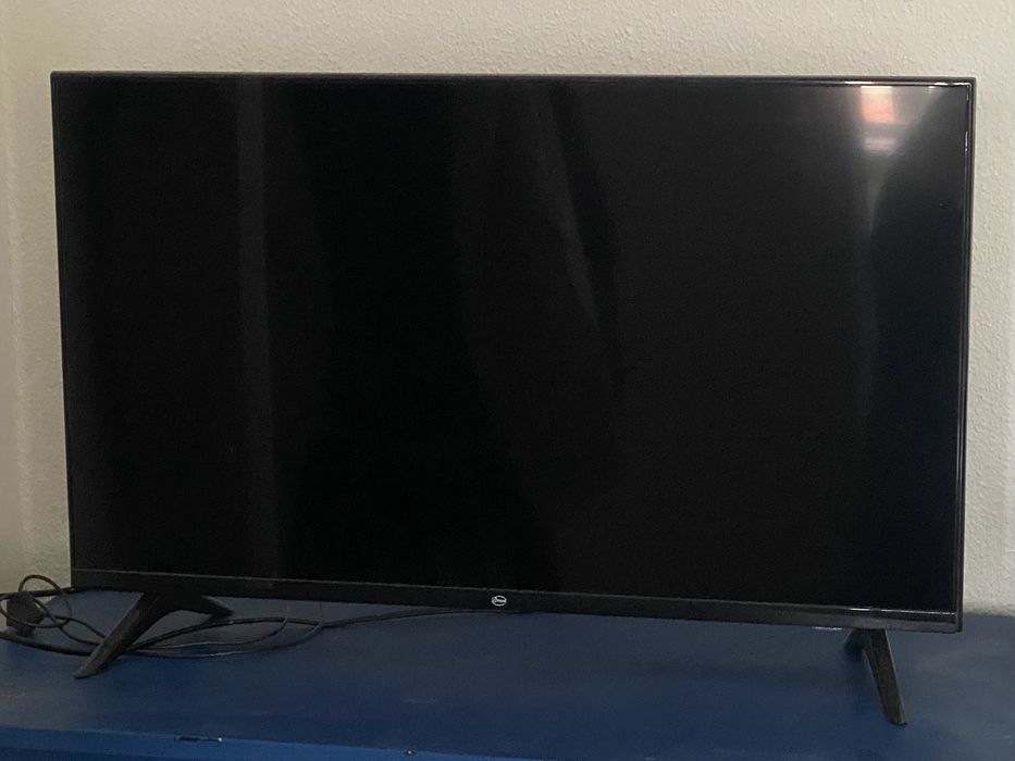 Tv led 32" impecável