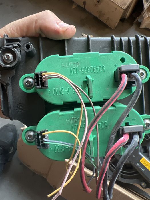 Резистор  вентилятор пічки 52492365 еспейс 4 espace 4