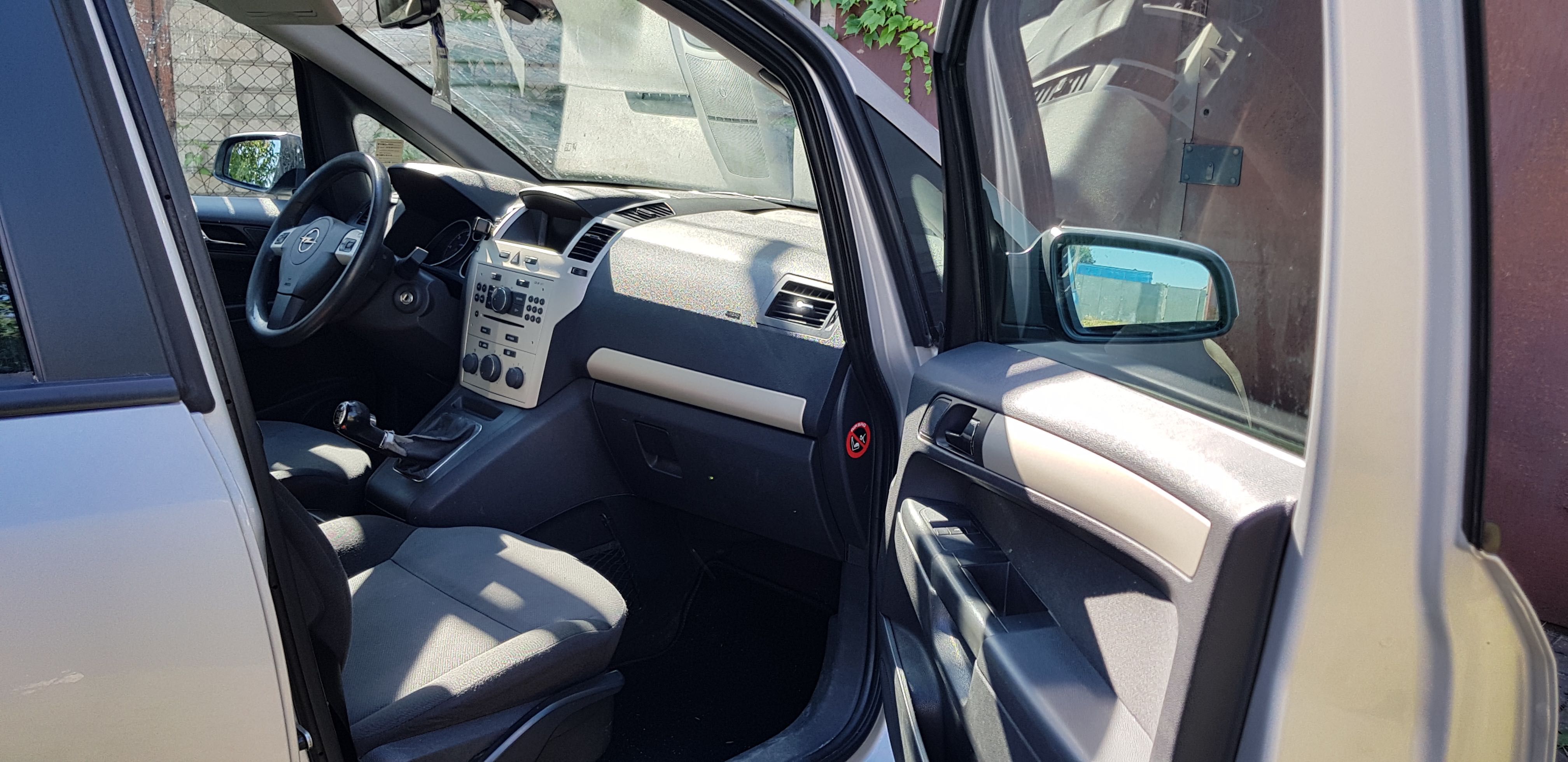 Opel Zafira 1.9 Tdi