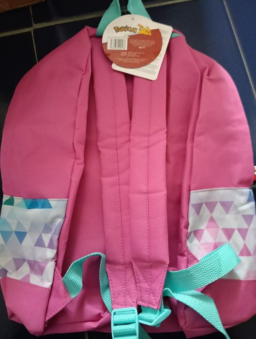 Mochila escolar pikachu da Pokémon