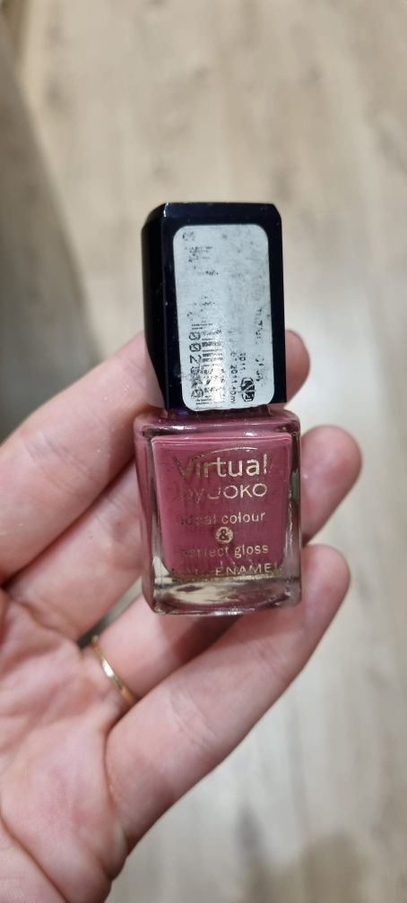 Lakier do paznokci Virtual by Joko Ideal Colour & perfect gloss 34