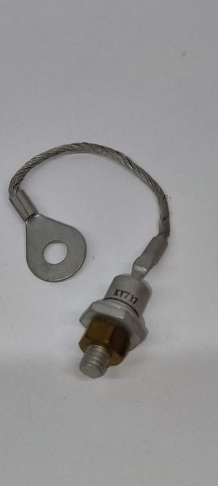 Dioda prostownicza KY717