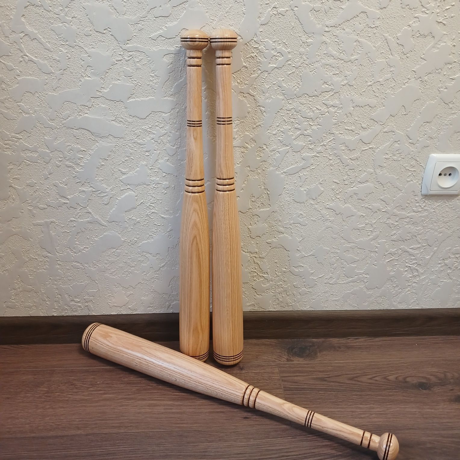 Бити бейсбольні дерев'яна (дуб)