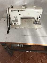 Maquina industrial de costura marca PFAFF 260