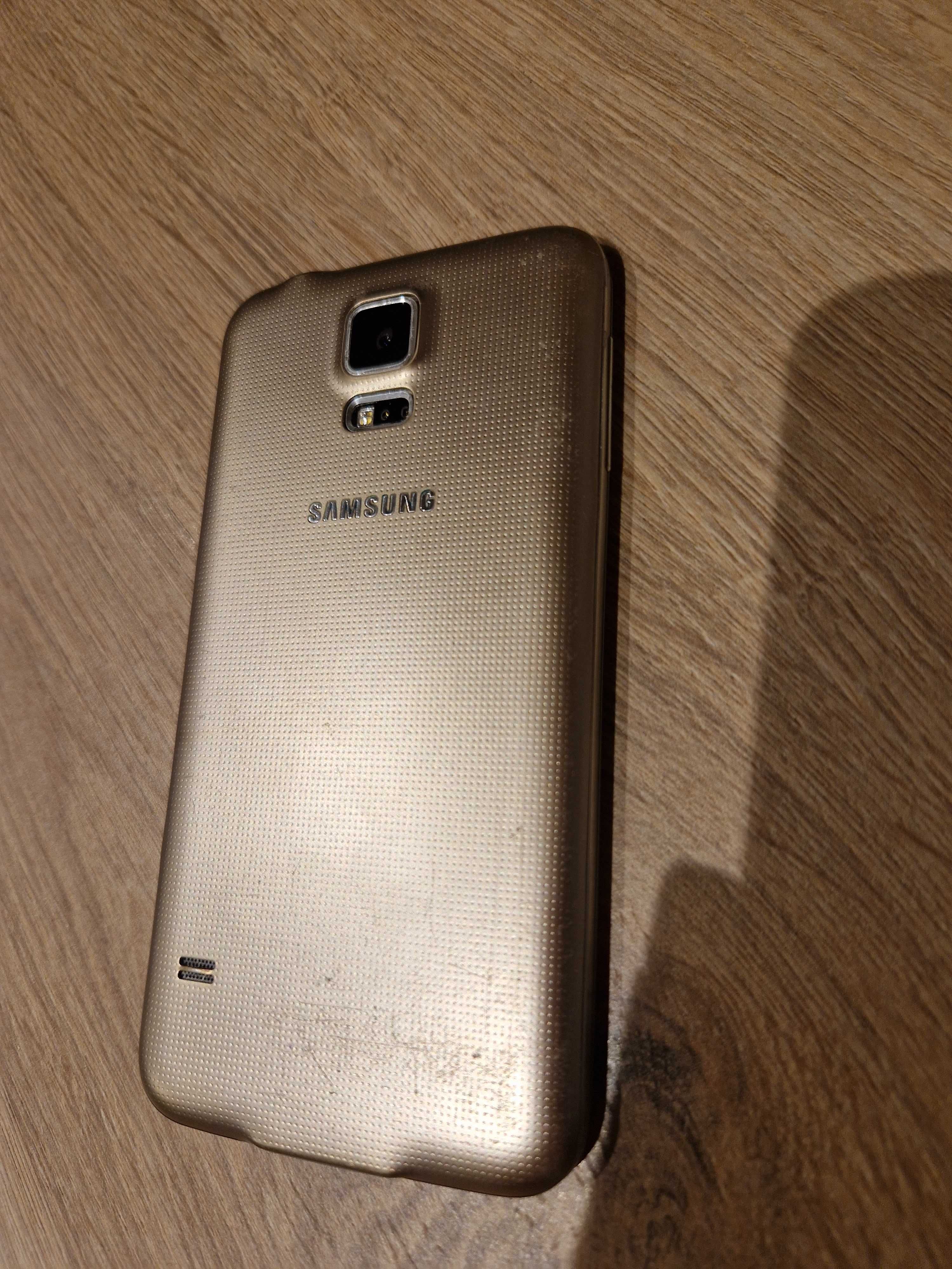 Samsung S5 Neo 16GB Złoty