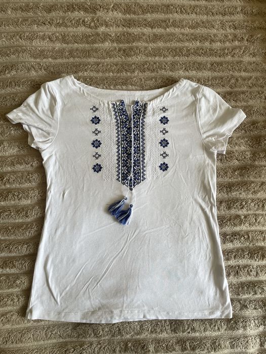 жіноча вишита футболка /вишиванка S