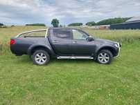 Mitsubishi l200 automat