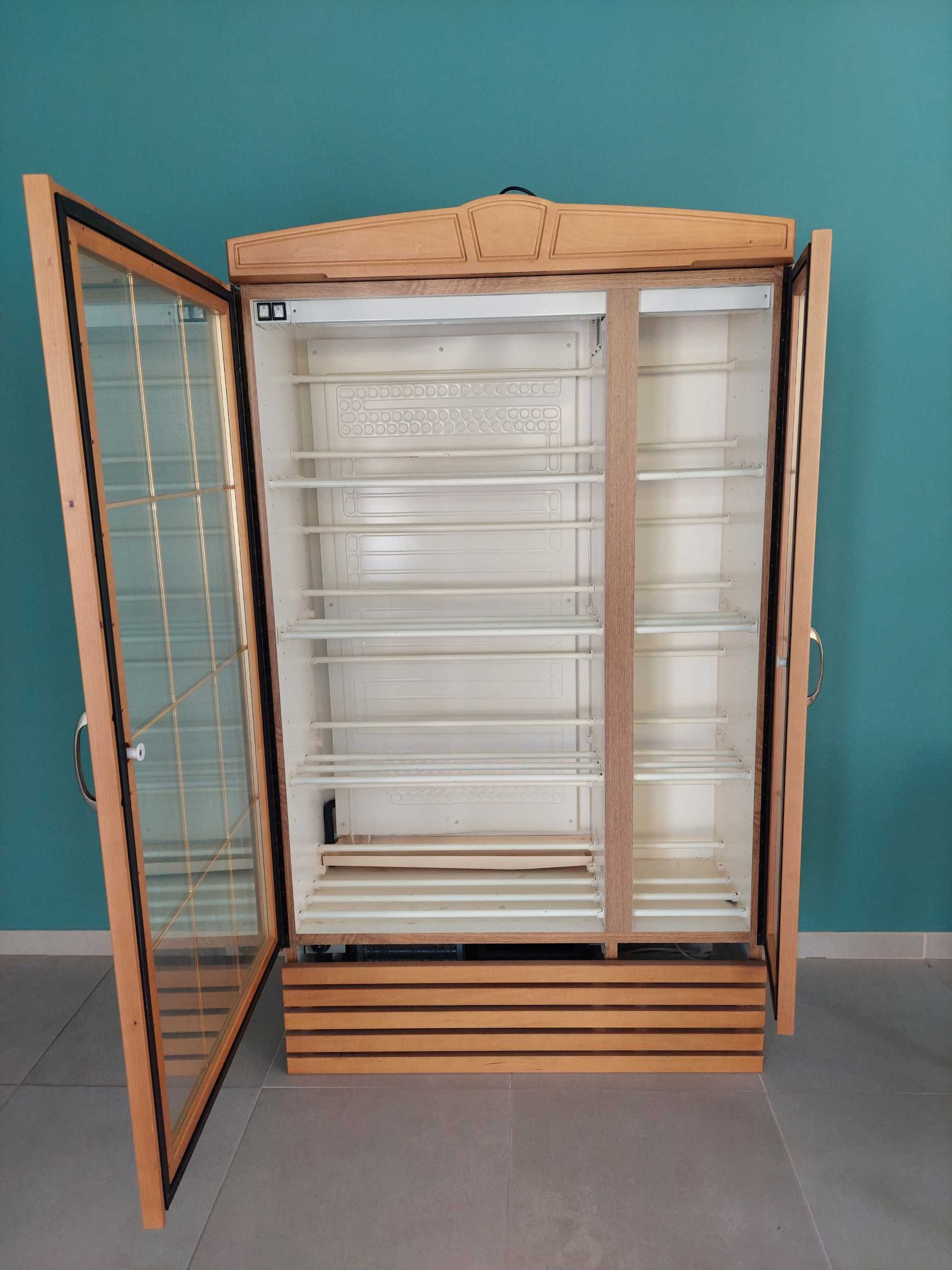Vitrine Vinhos Refrigerada