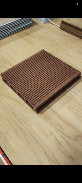 DECK COMPÓSITO IPÊ CASTANHO 2900x145x25mm (ENVIO GRÁTIS)