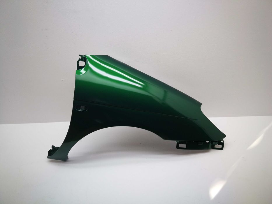 Błotnik lewy-prawy VW GOLF 5 KOMBI WSZYSTKIE kolory SPRAY KAŻDY kolor