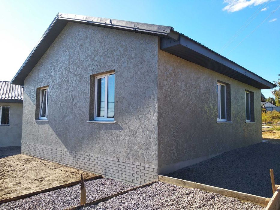 Альтернатива двокімнатній квартирі - компактний будинок у місті