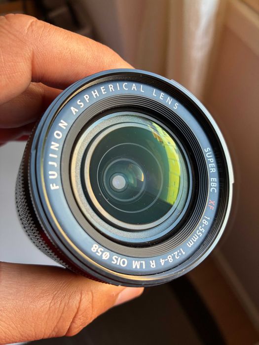 Objetiva Fuji XF 18-55mm f2.8-f4 R LM OIS