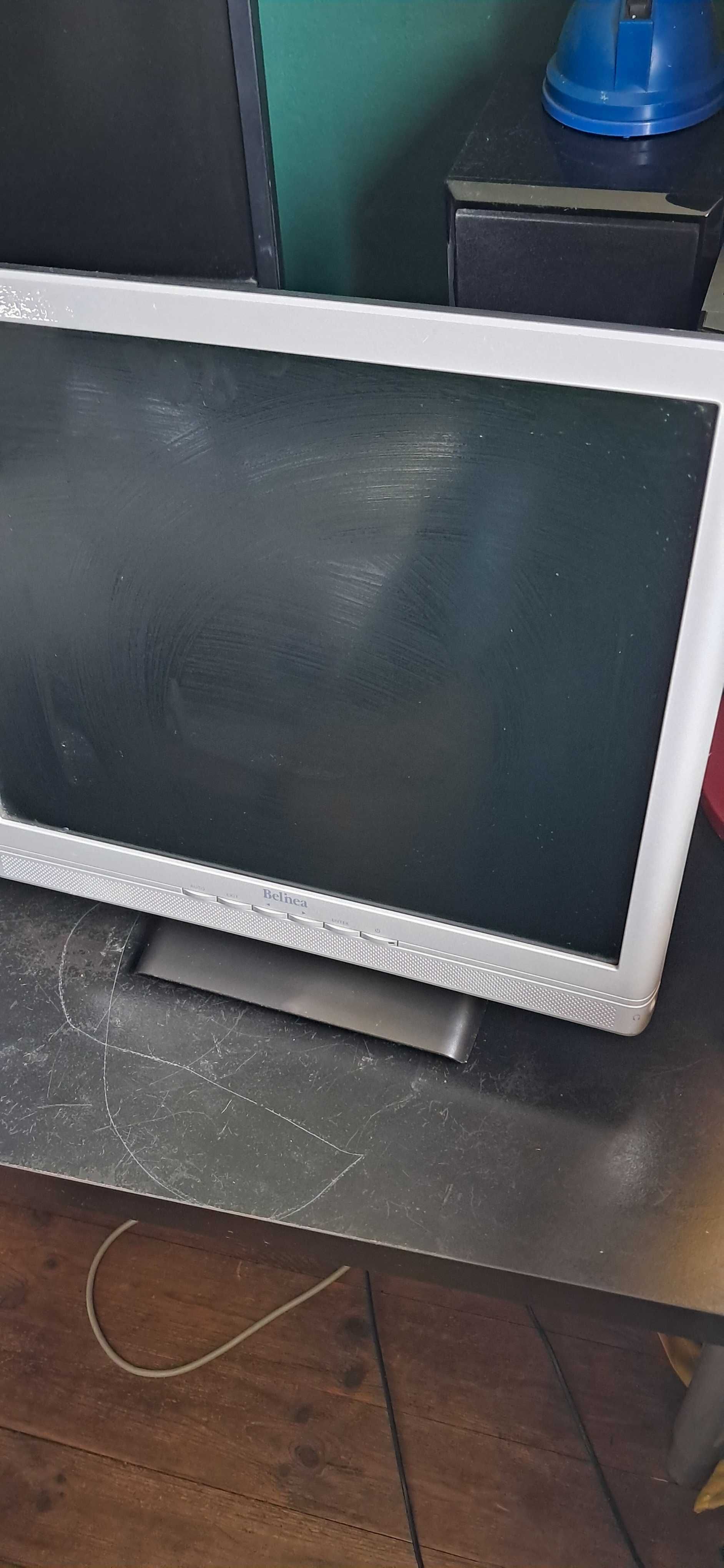 Monitor  BELINEA 17 cali używany