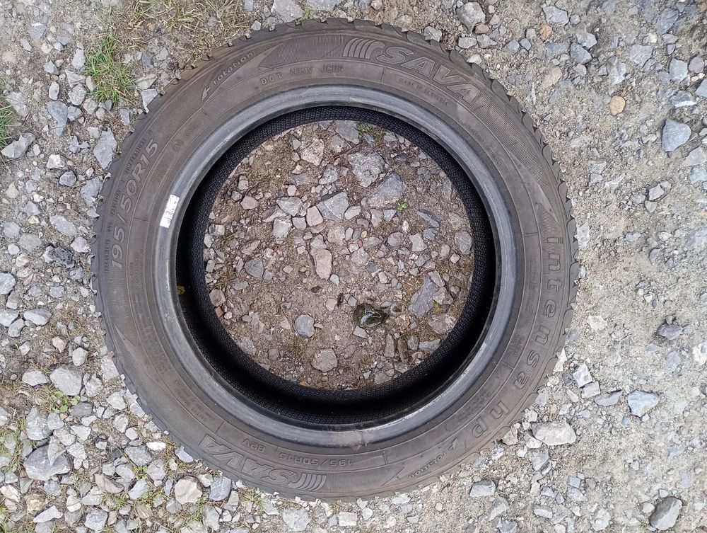 sava intensa hp 195/50 r15 9v 2szt. 7,5mm