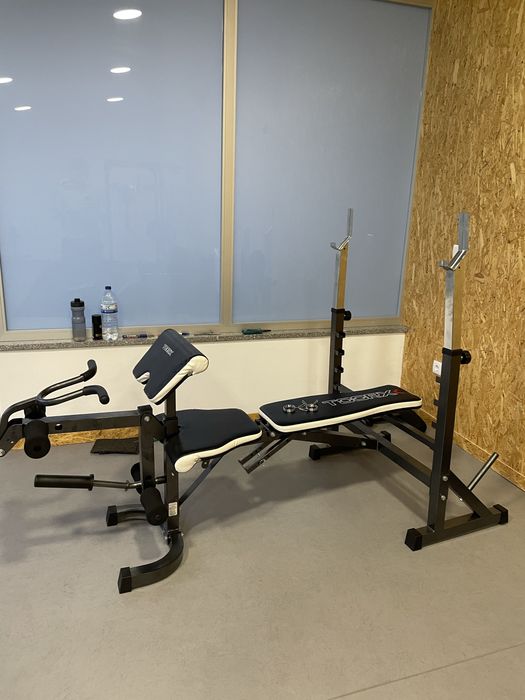 Maquina ginasio com varias funcoes