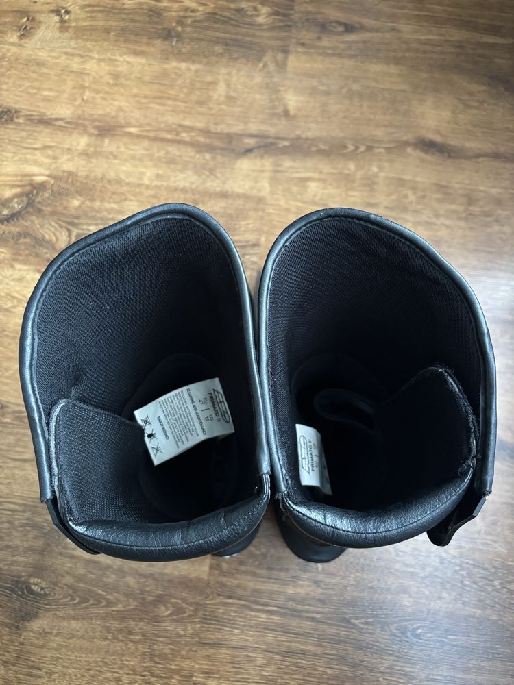 Sprzedam buty motocyklowe Axo primato ll