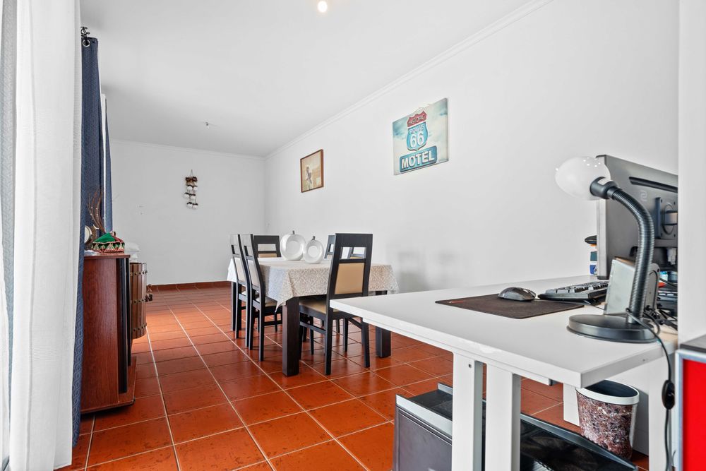 Moradia T3 |Zona calma |Vista mar| Ideal para famílias |Sta. Cruz