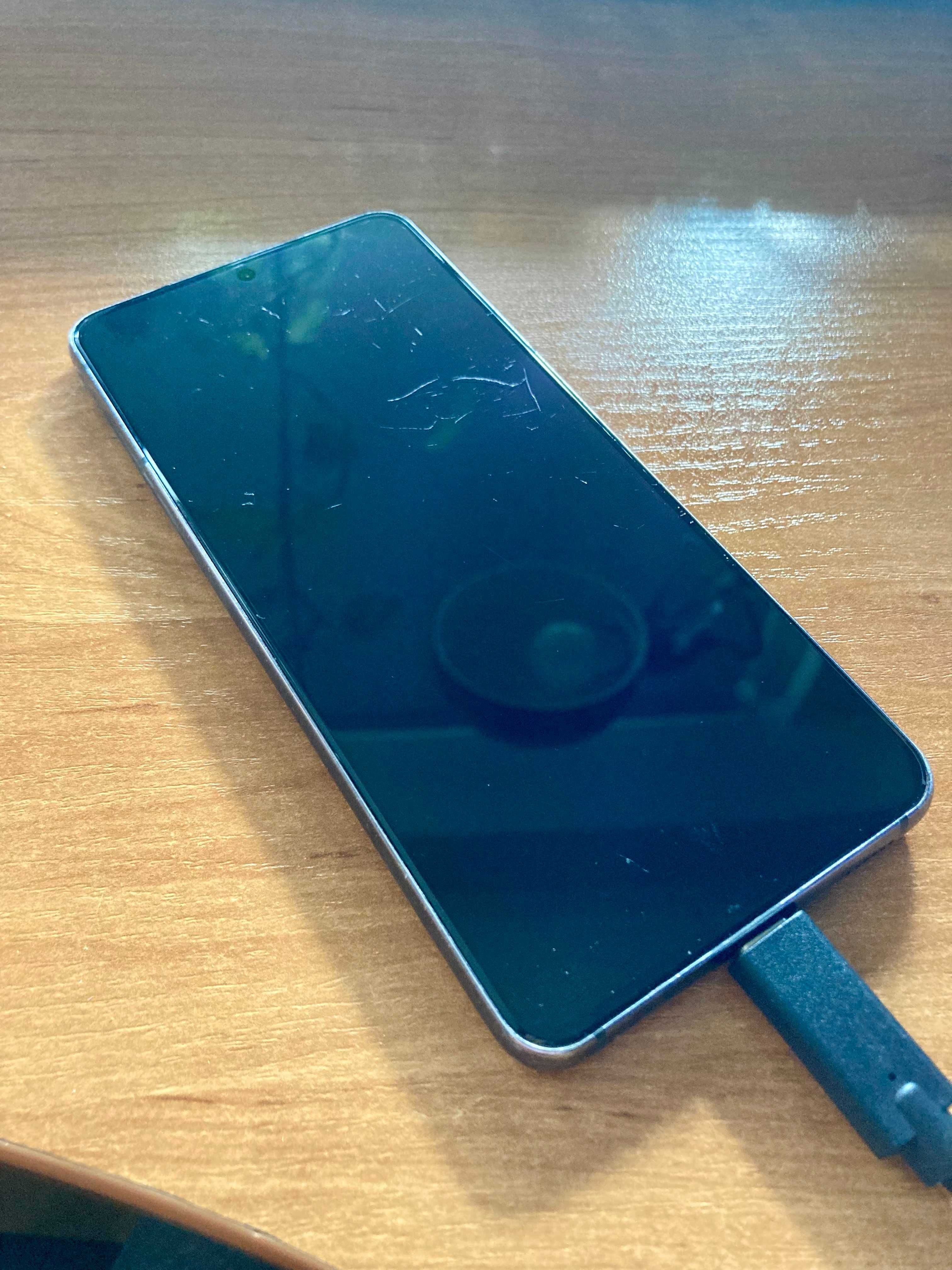 Samsung Galaxy S21 8 GB / 128 GB 5G