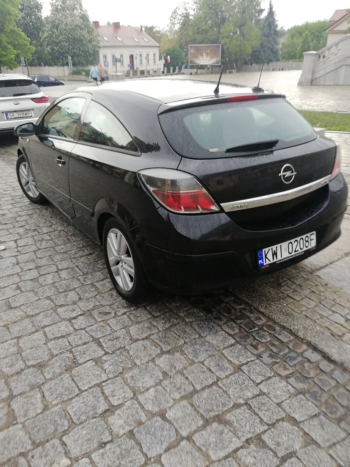 opel  astra  h  gtc lpg