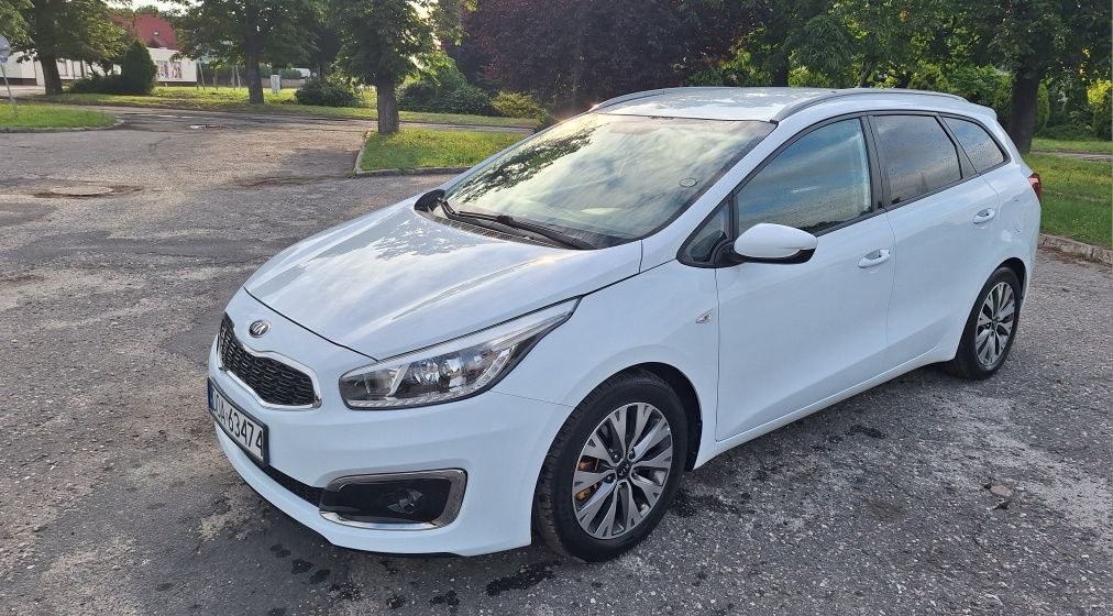 Kia ceed Model 1.6 Crdi model 2016r.