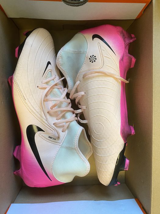 Буци Nike Phantom LUNA GX2 FG