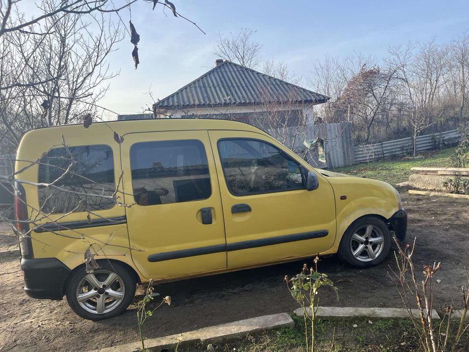 1.9 diesel Renault Kengoo 2002 год