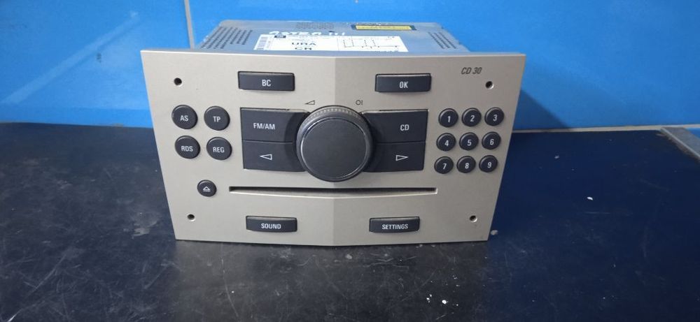 Radio Opel Astra H III 13263051