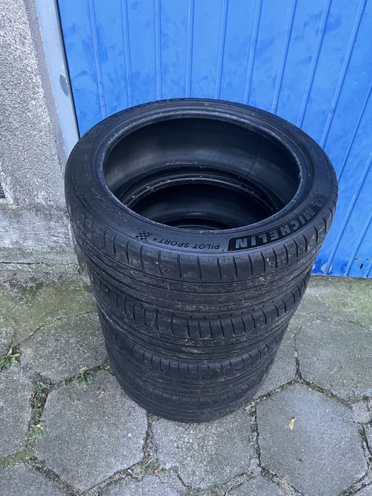 Michelin Pilot Sport 4 215/45/17
