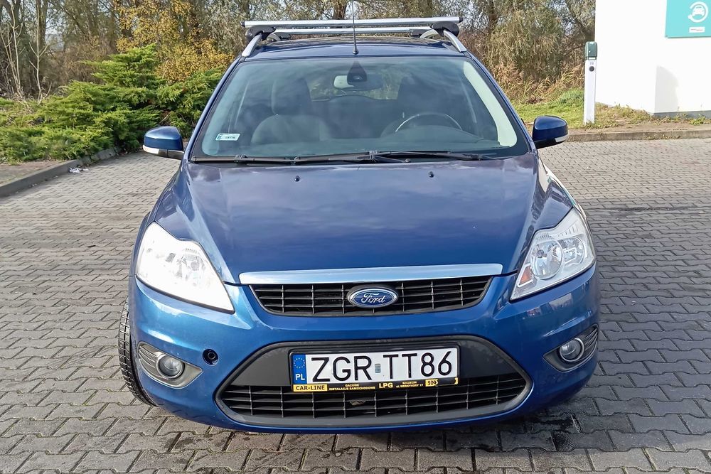 Sprzedam auto w dobrym stanie - benzyna + gaz