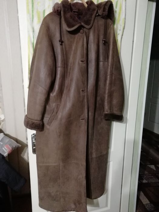 Продам дубленку женскую