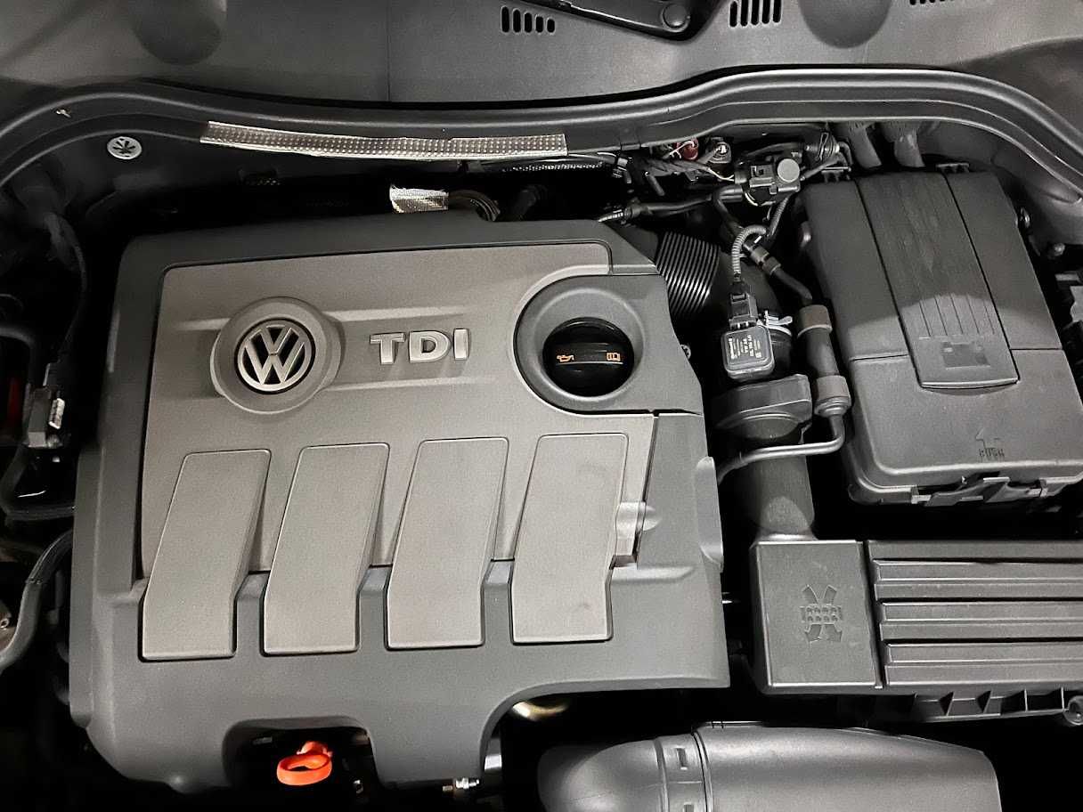 PASSAT Var B7  1.6  105 cv TDI Confortline (56249 km)