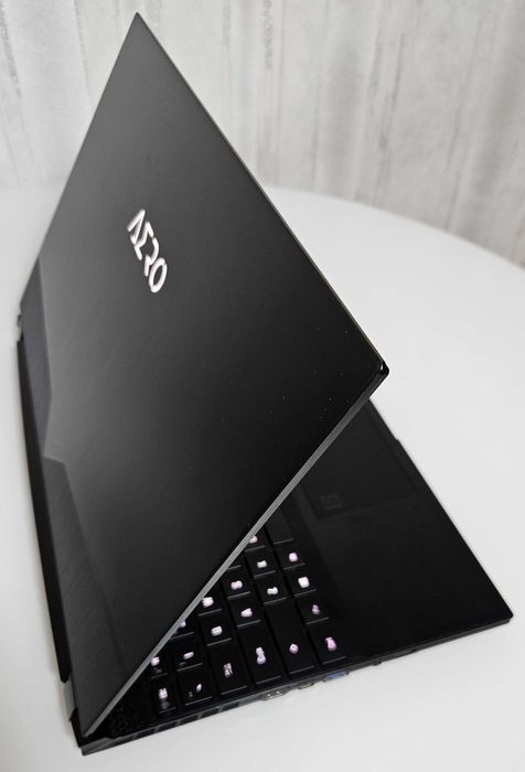 Ігровий ноутбук Gigabyte AERO 15 /i7-10750H /32 /512 /RTX 2070 Super